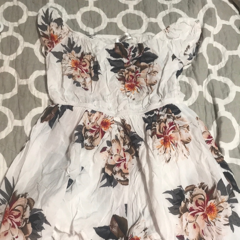 FLORAL ROMPER DRESS😍 - Picture 3 of 4